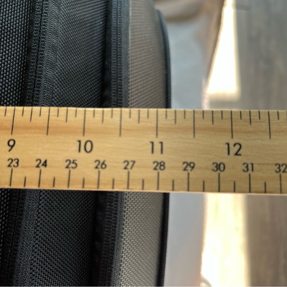 Tumi Dual-Tone Travel Bag for Men - Picture 13 of 16